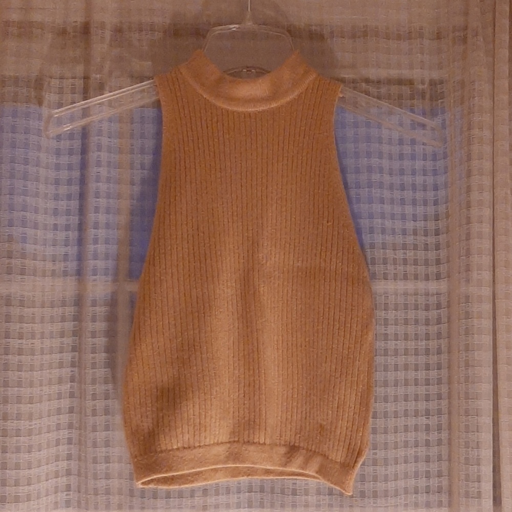 Sleeveless sweater